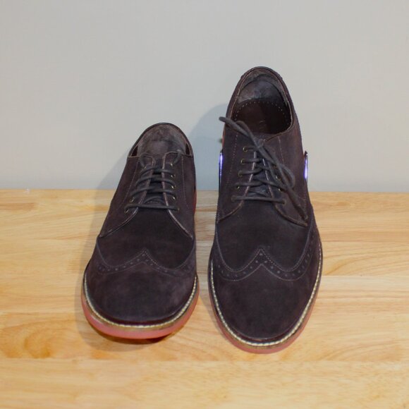 4b   NICE MENS COLE HAAN WINGTIP SHOES - BROWN SUEDE - 9 1/2 M - Picture 2 of 7